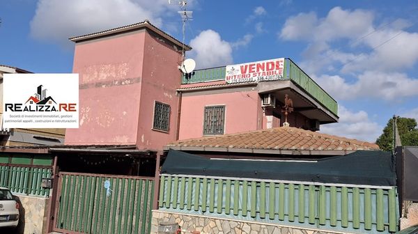 Finocchio – intero stabile €289.000